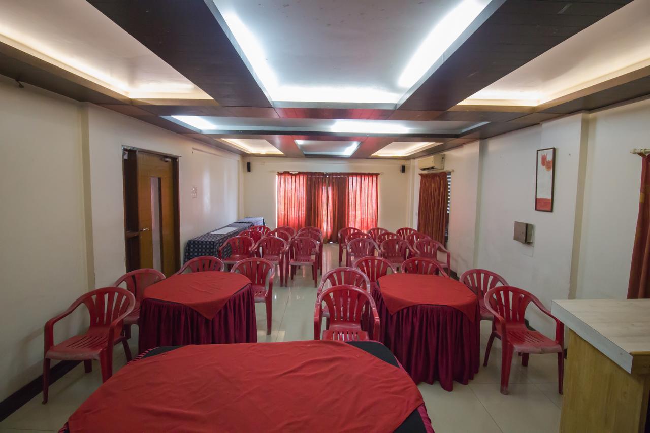 Oyo 24197 Saptaruchi Hotel Pimpri-Chinchwad Exterior foto
